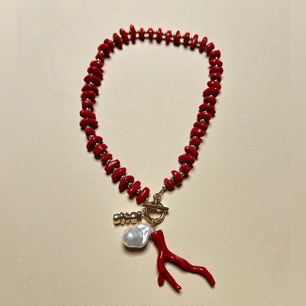 Anthropologie Red Beaded Necklace with Gold Toggle and Pearl Charm - Picture 4 of 5